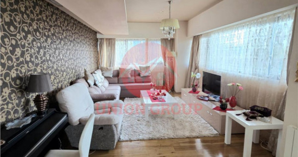 Apartament Superb, pe Malul Marii, zona Faleza Nord