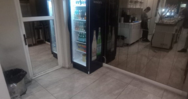 Spațiu Comercial 50 mp de &Icirc;nchiriat &ndash; Bulevardul Ștefan cel Mare