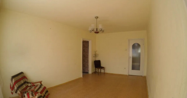 Apartament 3 camere, semidecomandat - zona Grivitei