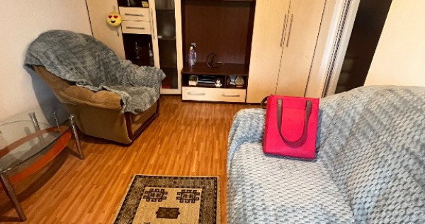 Apartament 3 camere Viziru 1 Liber