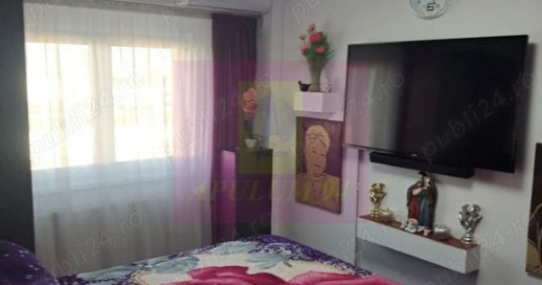 Vanzre apartament 2 camere decomandat Calea Văcărești