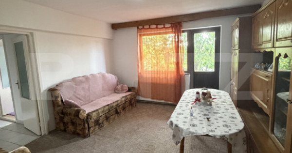 Apartament de v&acirc;nzare cu 3 camere, 65 mp, zona Micro 16