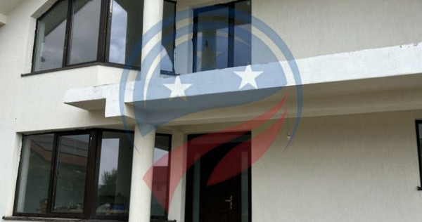 Casă de v&acirc;nzare &ndash; Zona Selgros, acces din două străzi