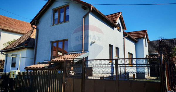 Casă spațioasă cu panoramă superbă+garsonieră separ...