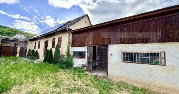 Casa individuala cu doua camere,60 mp utili, 500 mp teren, C
