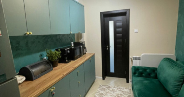 Apartament lux , mobilat ,3 camere, 70 mp utili, zona scoala