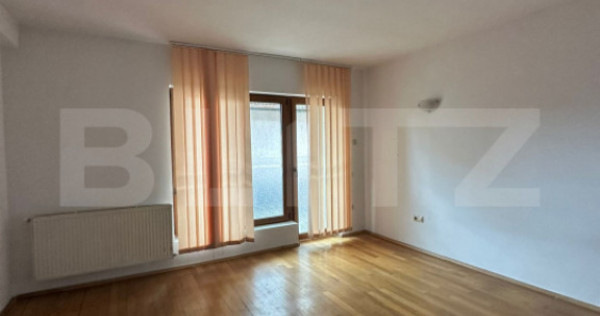 OPORTUNITATE INVESTIȚIE: Apartament de 3 camere, 2 bai, Zon