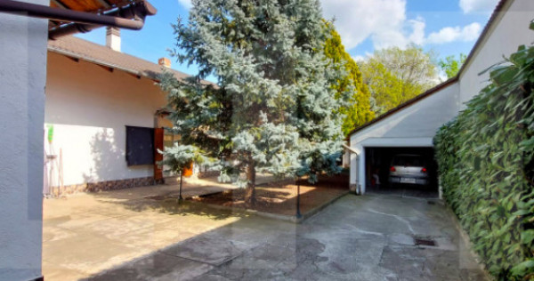 Casă de v&acirc;nzare, 304 mp, zona Grădiște