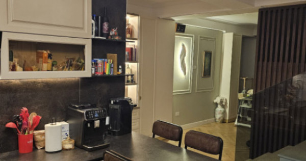 Apartament 3 camere, 81.70 mp, zona Centrala