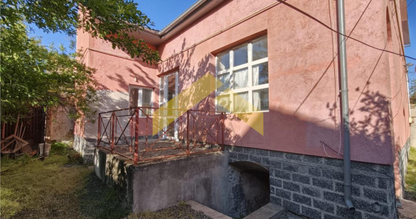 Casa de inchiriat zona centrala strada Dorel Sibii