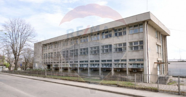 Spațiu comercial de v&acirc;nzare