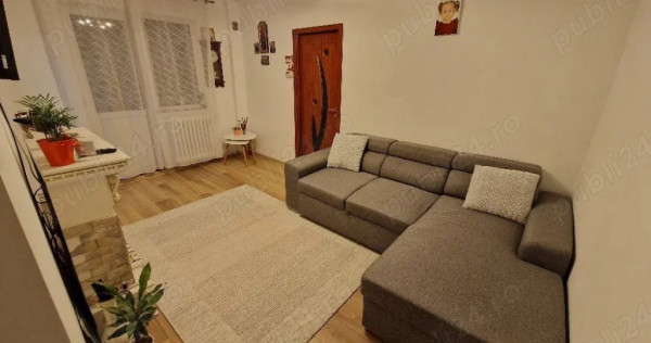 Apartament 3 camere, et. 2, Tatarasi-Piata Chirila