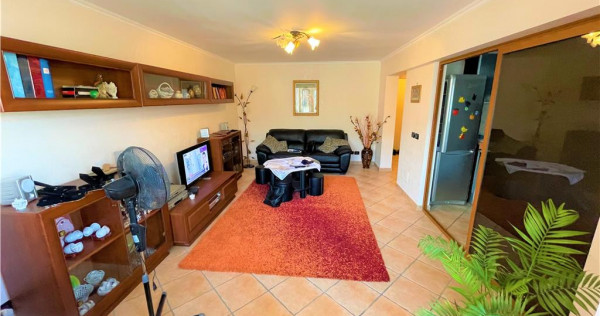Apartament 4 camere, mobilat utilat, CT, etaj 4, zona Prima