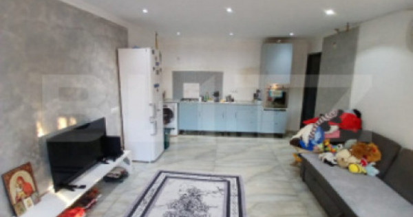 Casa individuala de vanzare + 1200 mp teren, Uriu