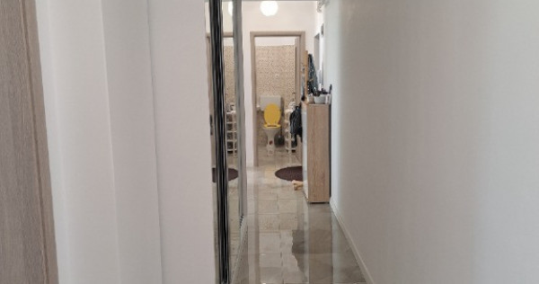 Vand apartament cu 3 camere str. Năzuinței - Bragadiru Leroy Merlin