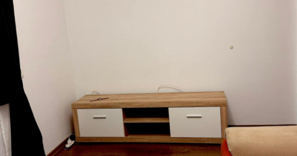 Apartament de 2 camere zona TRACTORUL