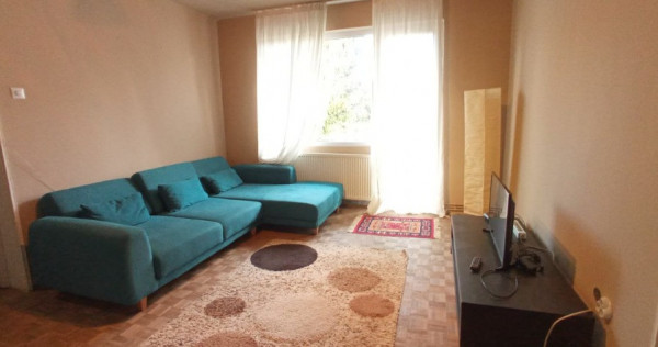 Apartament 2 camere de v&acirc;nzare &ndash; Centrul Brașovului, Piața Teatru