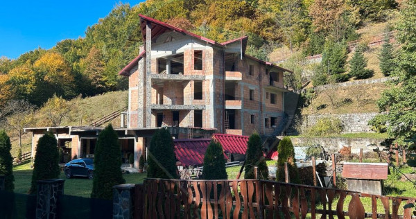 Ocazie!!! Hotel / Pensiune cu 20 camere de v&acirc;nzare &icirc;n z...