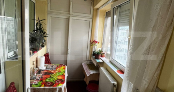 Apartament o camera, 36 mp, zona Portului
