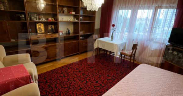 Apartament cu 2 camere, decomandat, zona George Enescu