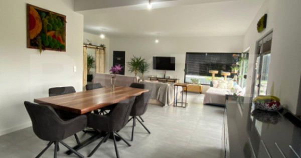 Casă modernă pe parter, 120 mp utili, teren 9 arii &ndash; com