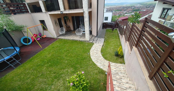 Duplex 4cam Narciselor,panoramă,teren 365mp,Birou exterior Foișor 16mp