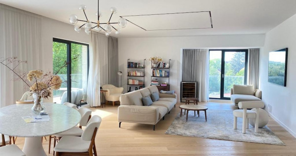 Apartament spatios Primaverii - singur pe etaj