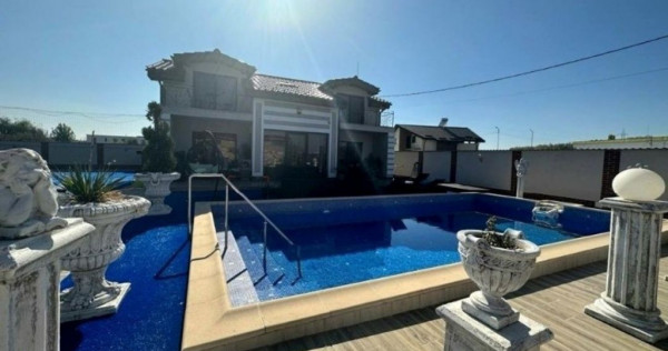 Vilă cu piscină, saună, tenis și sală sport nouă, 200