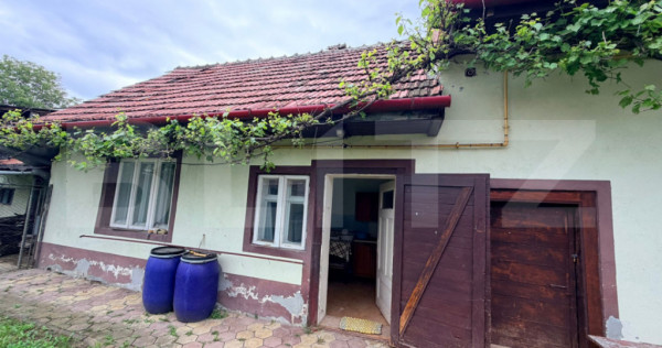 Casă individuală, teren 1030 mp, 121 mp utili, toate utili