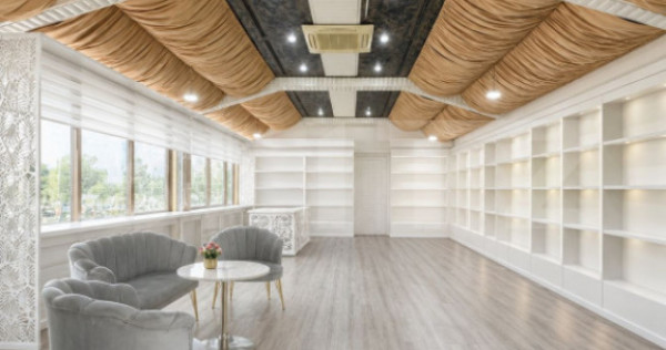 Spatiu comercial de inchiriat, 106 mp, zona Centrala