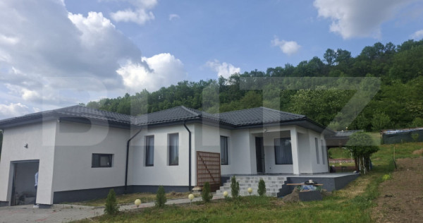 Casa de vanzare, 80 mp, zona Cerghid