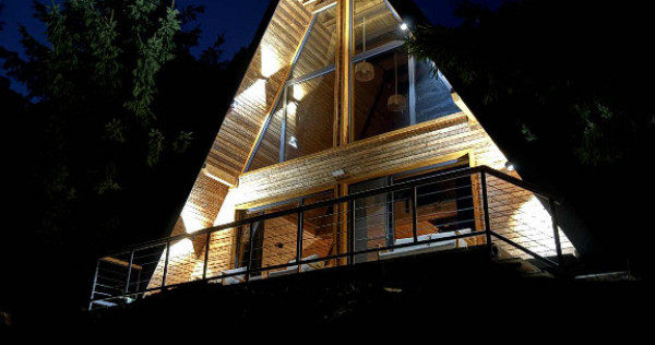 Cabana A-Frame langa Bran