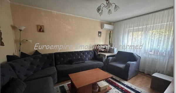 Apartament 4 camere decomadate zona Energia