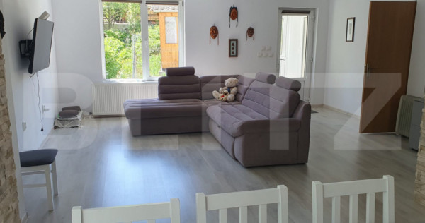 Casă 3 camere finisate si 7 camere la rosu (Et+M), 182mp, i