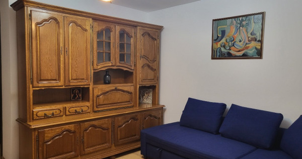 Proprietar inchiriez apartament o camera