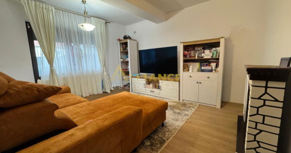 [S.Oltenitei] Vila cu 5 camere - 3 bai | Partial Mobilata
