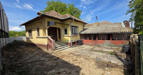 Casa pe parter, 60 mp, 414 mp teren, zona Podari