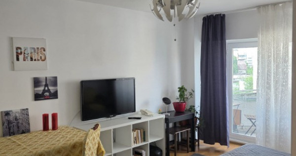 Garsonieră decomandată &ndash; Zona Mall Vitan &ndash; Proprietar