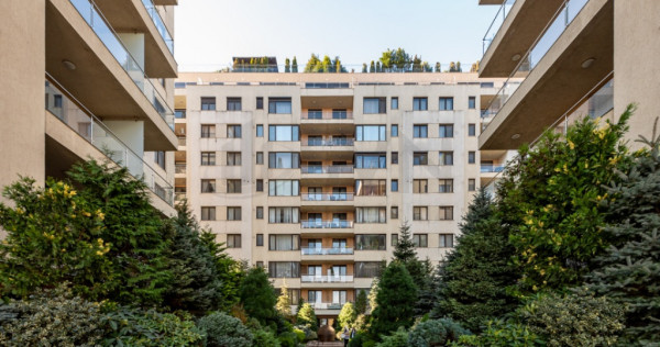 Penthouse 5 camere North Area Lake View