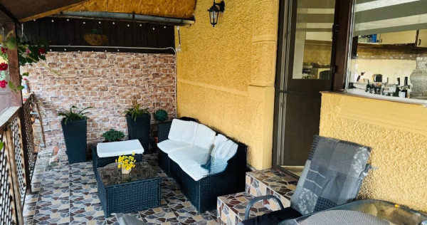 Casa de vanzare la 10 Km de Zalau, complet utilată.