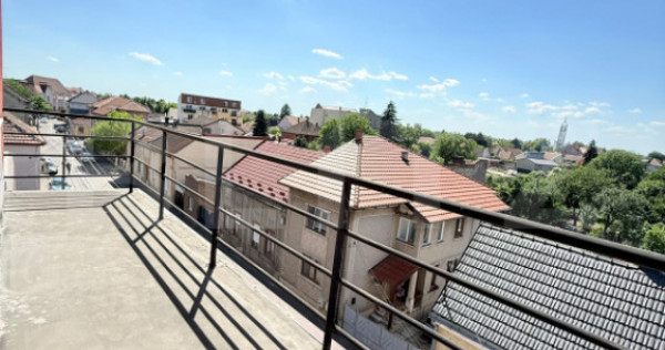 Penthouse 100 mp, terasă panoramică de 124 mp, zona Titule