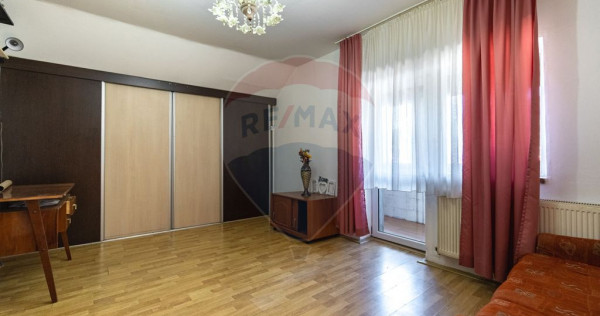 COMISION 0%| DE VANZARE| APARTAMENT 3 CAMERE| 2 BALCOANE|...