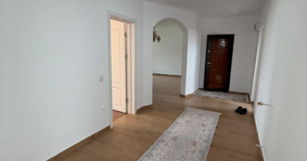 Apartament 4 camere, 105 mp utili, Radauti
