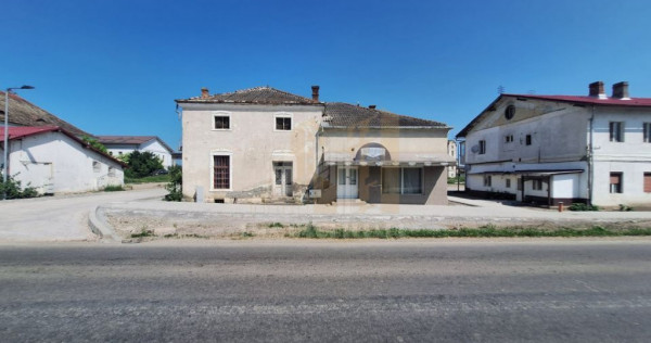 Casa si centru comercial Bod Colonie