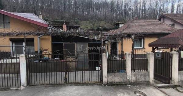 Resita Casa Muncitoresc Zona Fosta Baie Comunala Comision Z