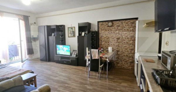 Apartament semidecomandat cu 2 camere, 58 mp, zona Porii