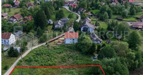 Teren 2.797 mp cu priveliște montană și potențial tur...