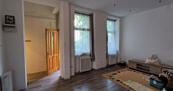 Chirie, 2 camere, Vasile Alecsandri. 450 &euro;/lună. Comis...