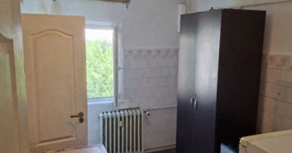 Apartament cu 4 camere, 86 mp,zona 1 Mai - Parcul Nicolae Ro