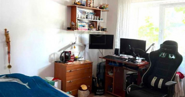 LIPOVEI | 3 CAM | DECOMANDAT | 2 BAI | PARTER INALT | BOXA |